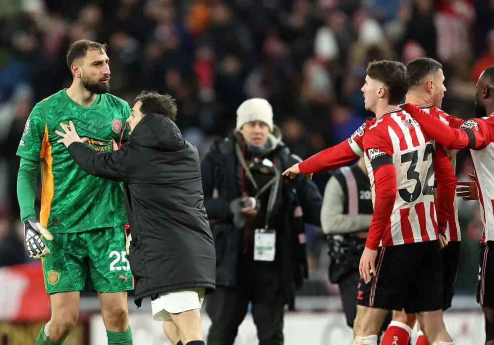 DISCLOSED: Pep Guardiola’s private warning to Donnarumma after his Sunderland "Who are ya" mocking!